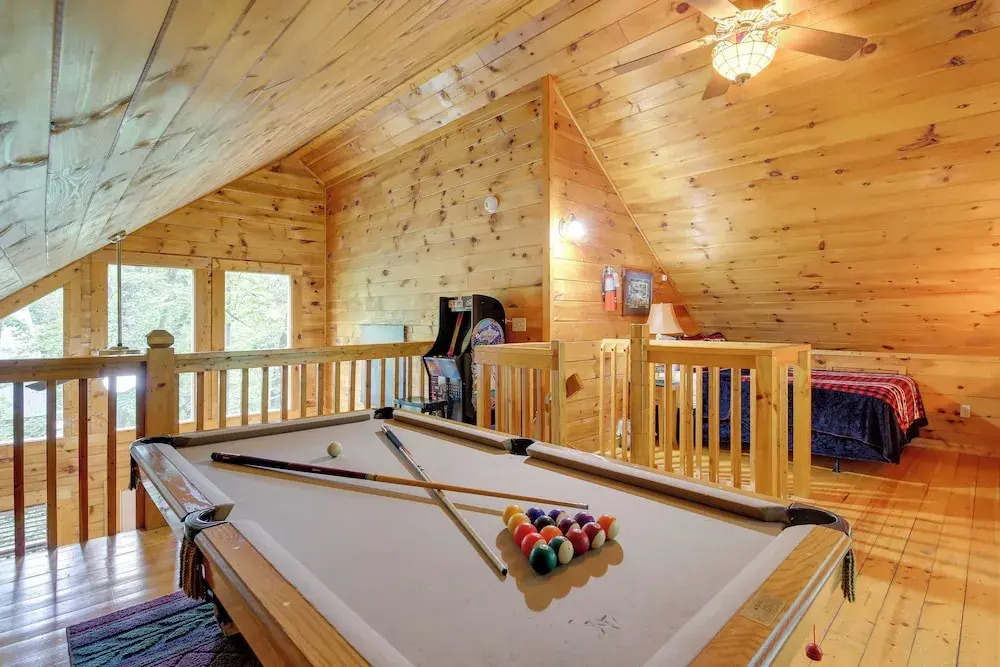 Hot Tub + Pool Table: Secluded Seiverville Cabin