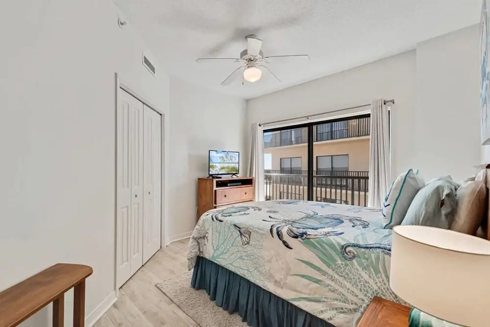 Palms 304 Beachfront 3BR 3BA Corner Condo