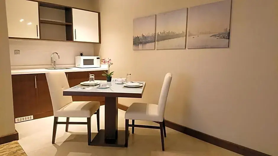Dar Zan Suites