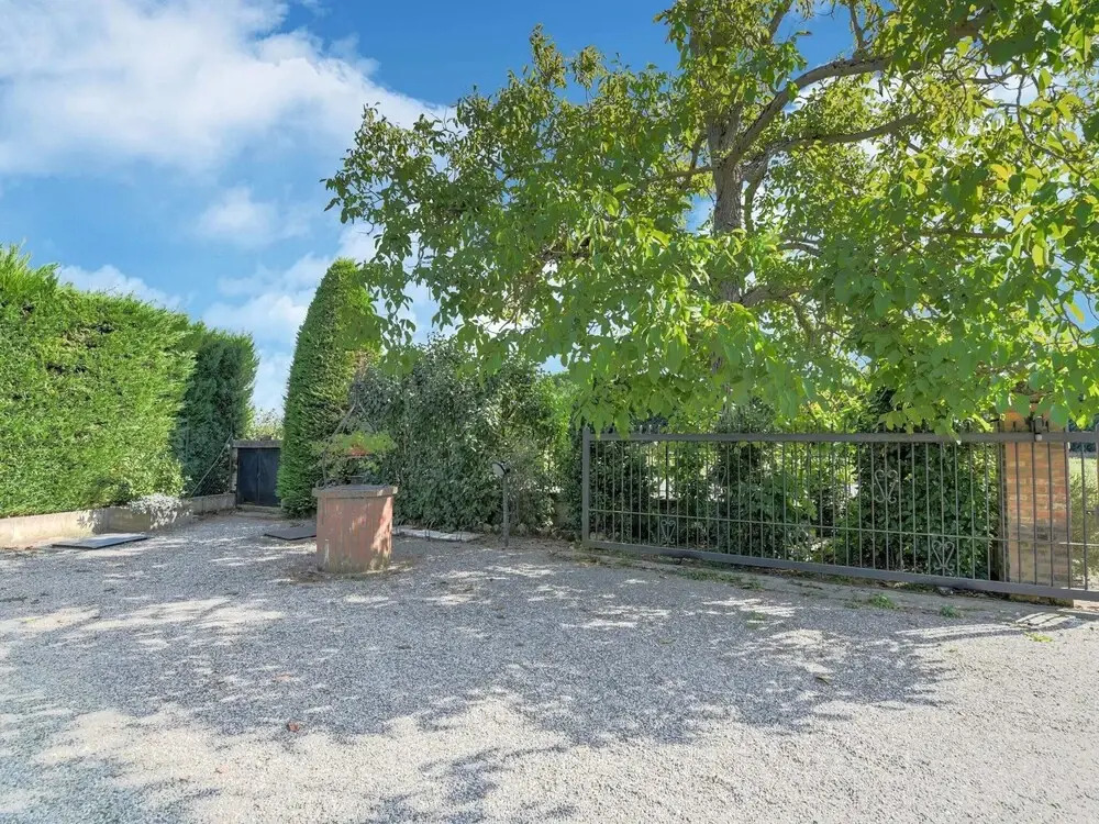 Peaceful Escape in Tuscan