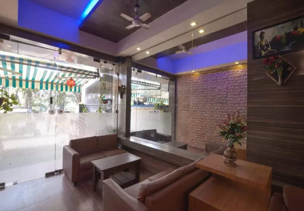 Hotel Mansarovar By OYO Rooms