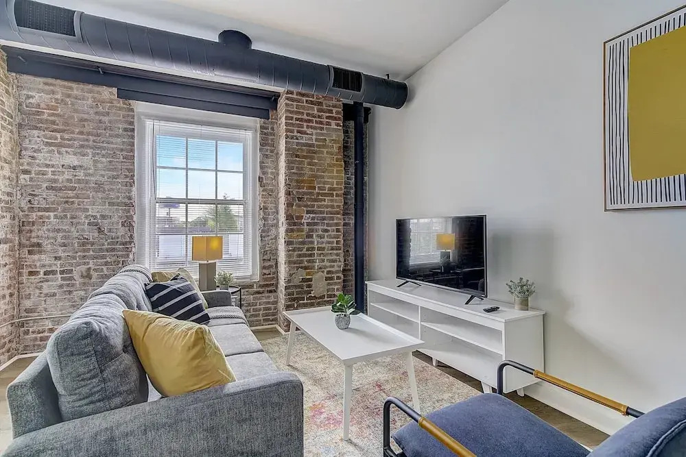FRONTDESK Carriage Wheel Lofts Apts Philadelphia