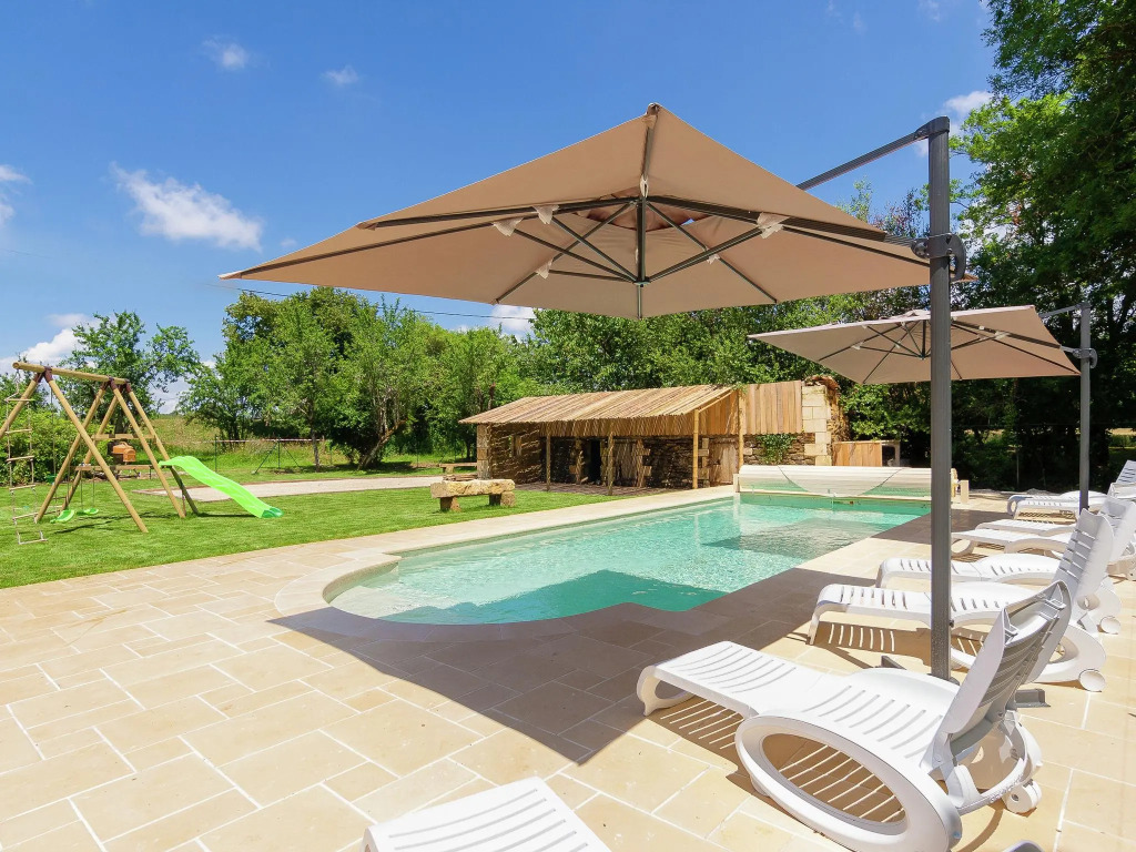 Spacious farmhouse with private heated pool in a rustic garden