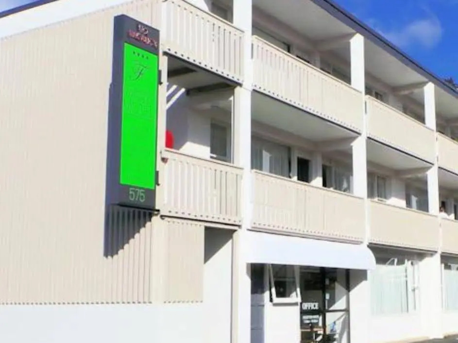 Farrys Motel Apartments