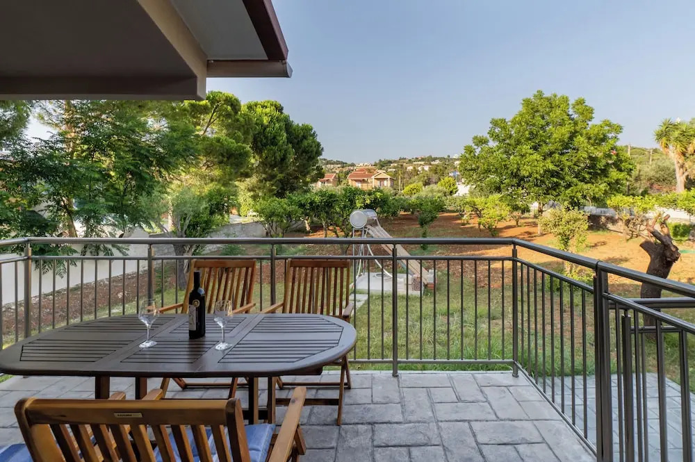 Makris Gialos Lemon Cottage in Lassi Kefalonia