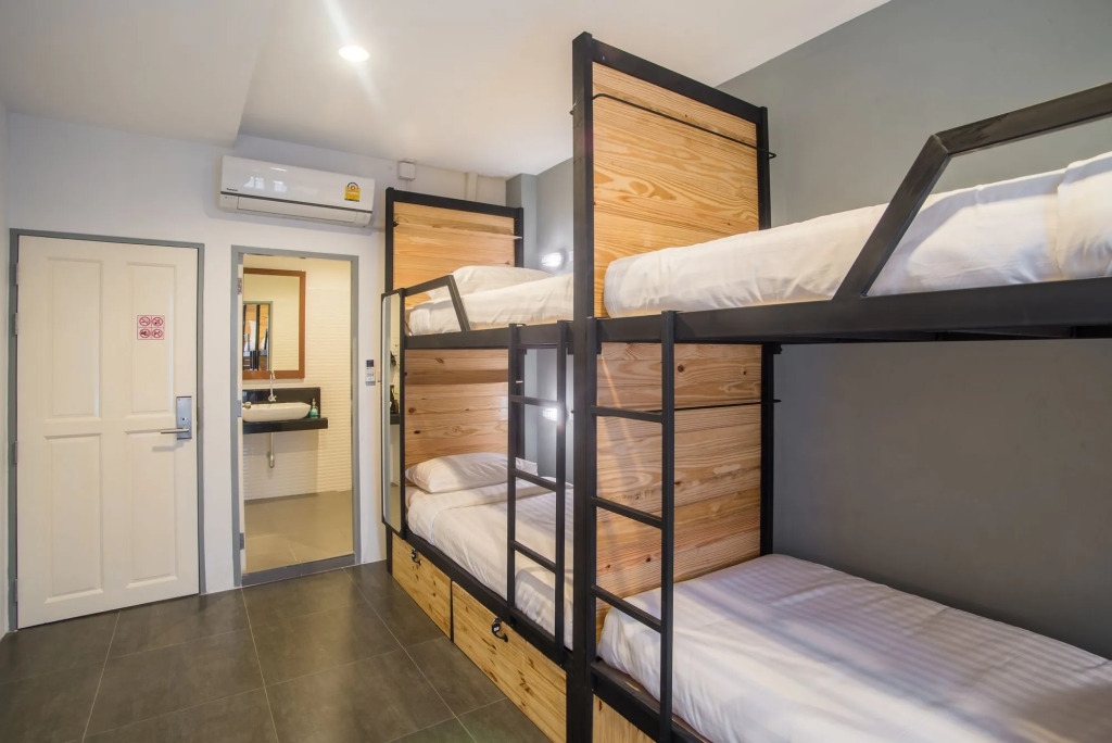 X9Hostel