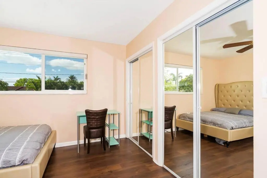 Tranquil Retreat with HEATED POOL Minutes to the Beach