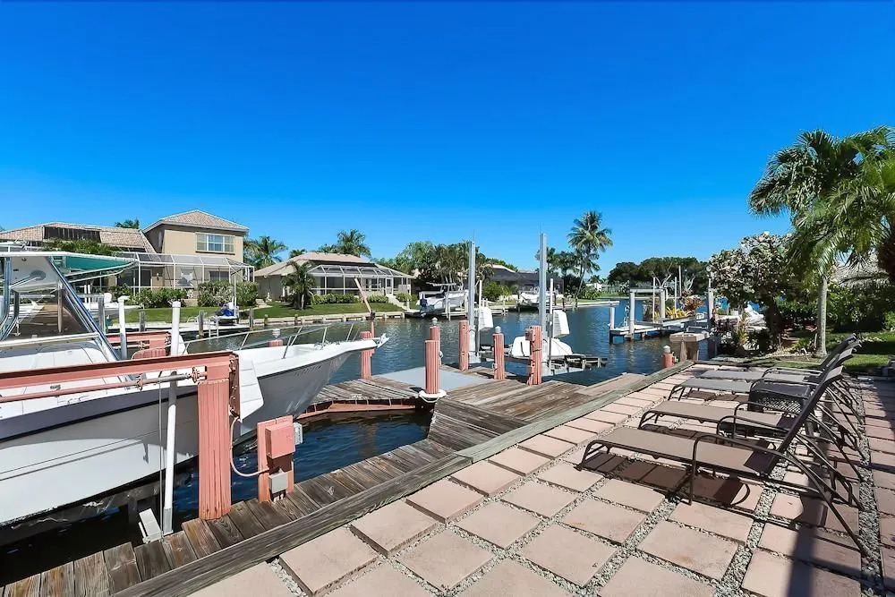 1650 Galleon Court