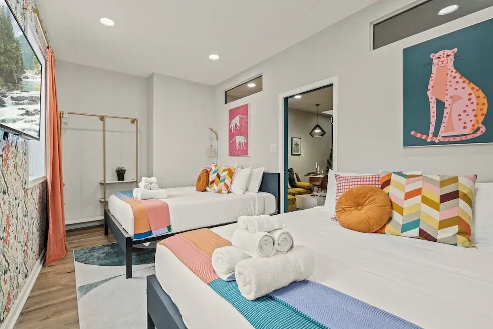 Family Oasis with 3BR, Games, WIFI & BBQ