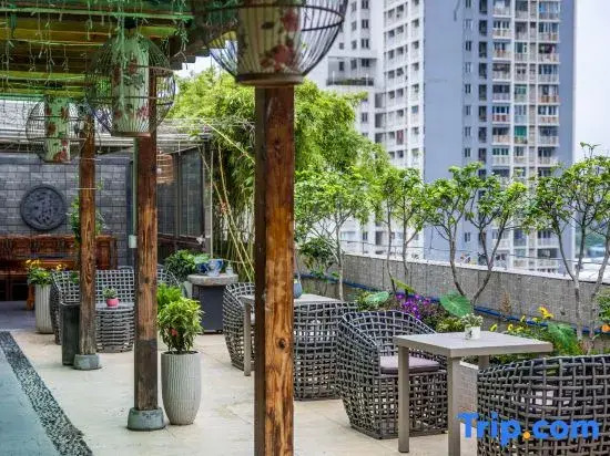 YiLiang Zhineng Apartment