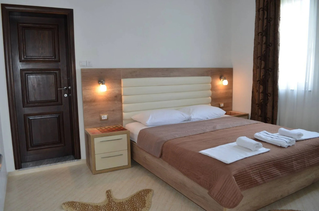 B&B Lovac Pool & Spa
