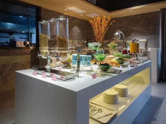 Holleston International Hotel (Chengdu Polar Ocean Park Tianfu Heyue Plaza)
