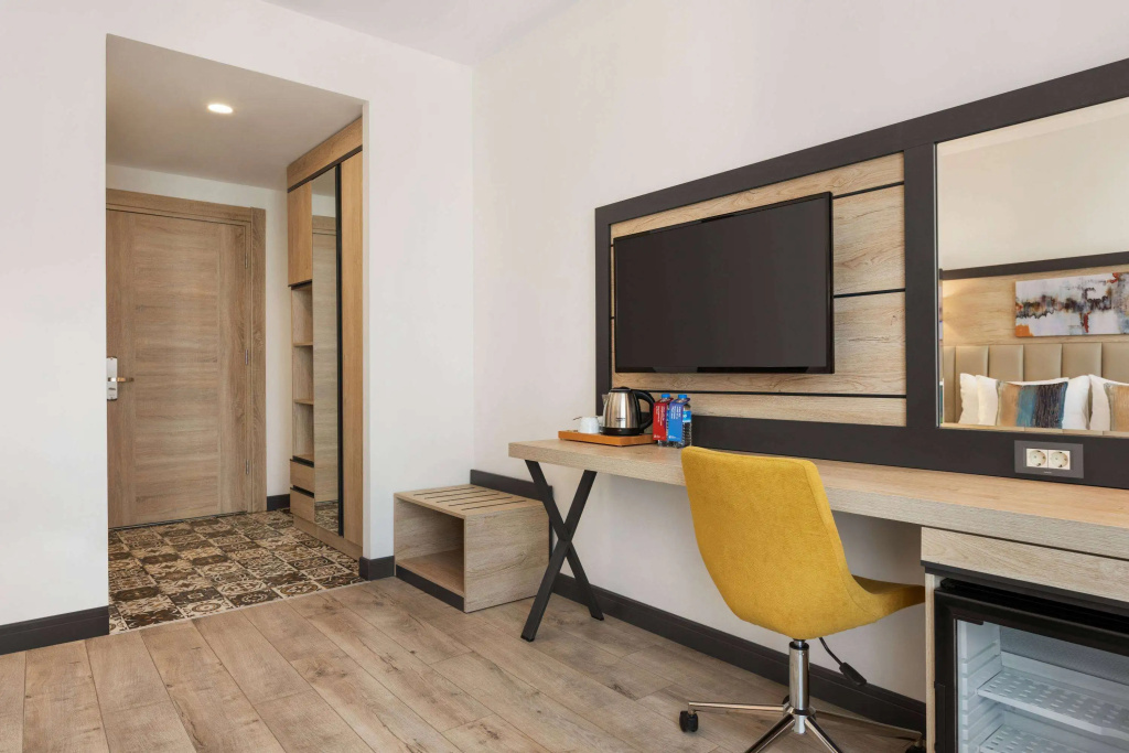 Ramada Encore By Wyndham Istanbul Basin Express