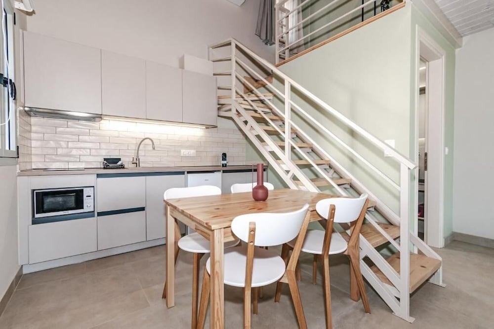 Helichrysum Lofts