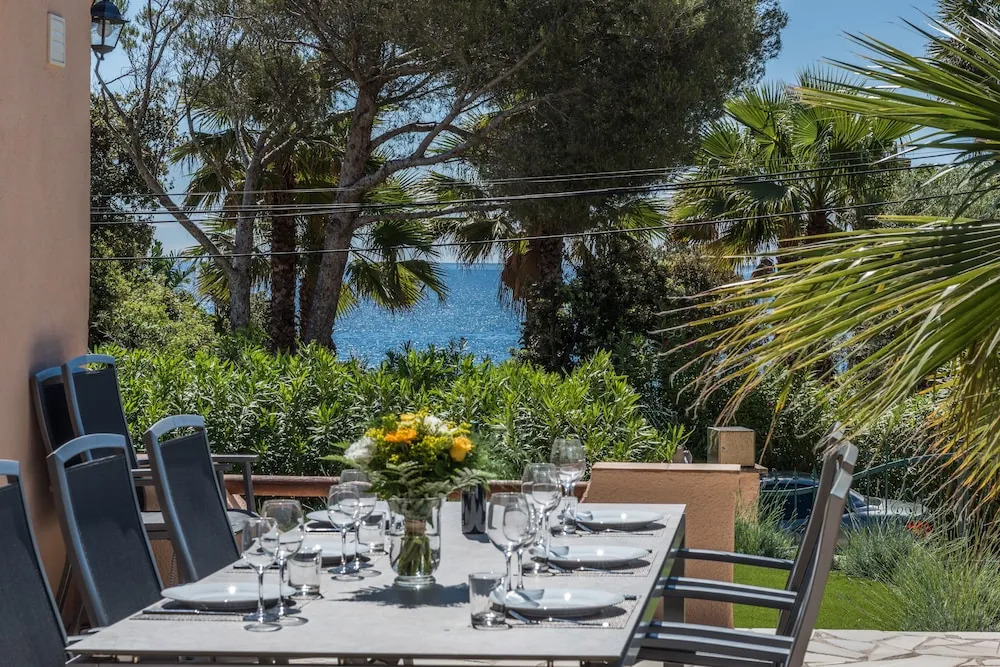 Villa Mistral