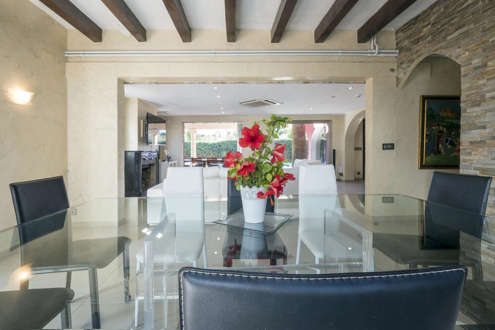 Villa Bouganvillea