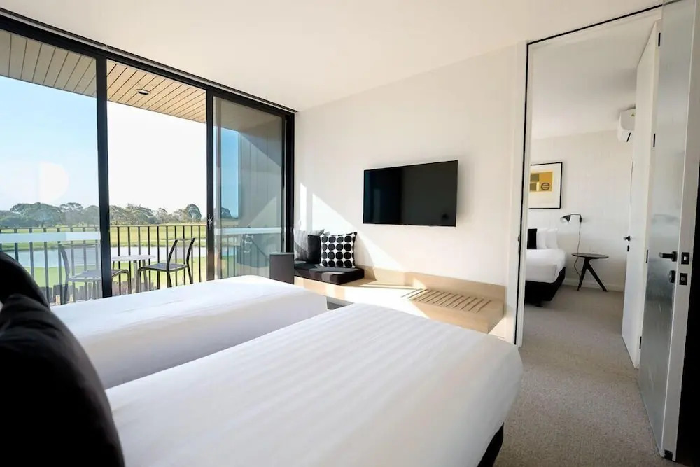 Accommodation at Curlewis