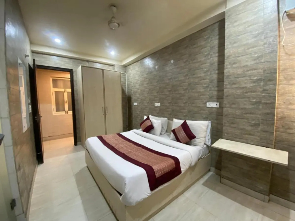 Hotel Red Chilly