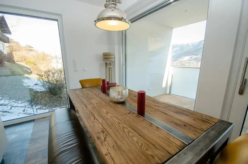 Superb Alpine Lodges Zell am See 4pax