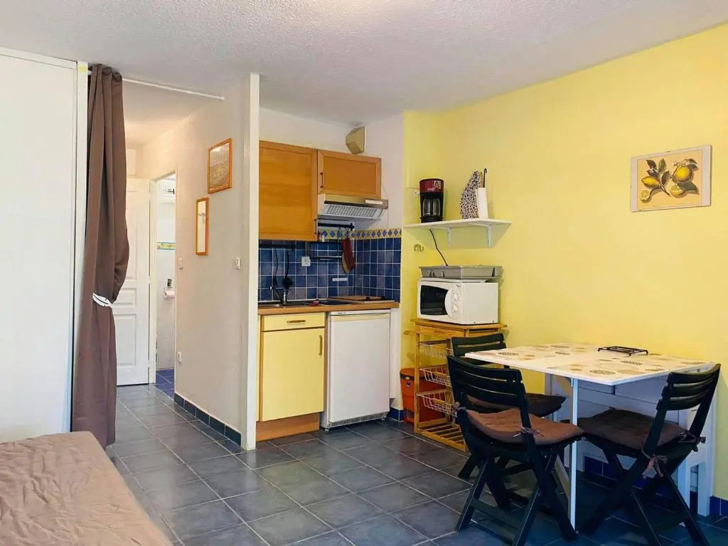 Appartement Calvi, 1 pièce, 4 personnes - FR-1-63-285