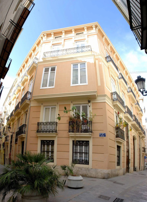 VALOLA Boutique Rooms