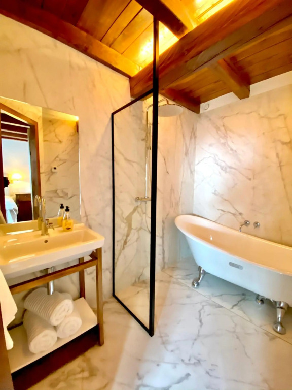 Rustic Chic de Luxe 55C