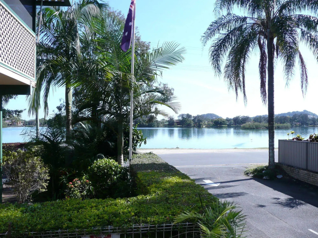 River Retreat Home & Holiday Park