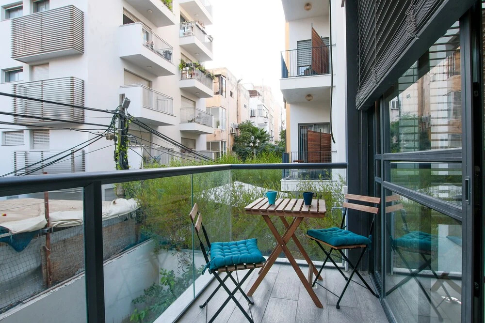Trendy with balcony on Sheinkin by FeelHome