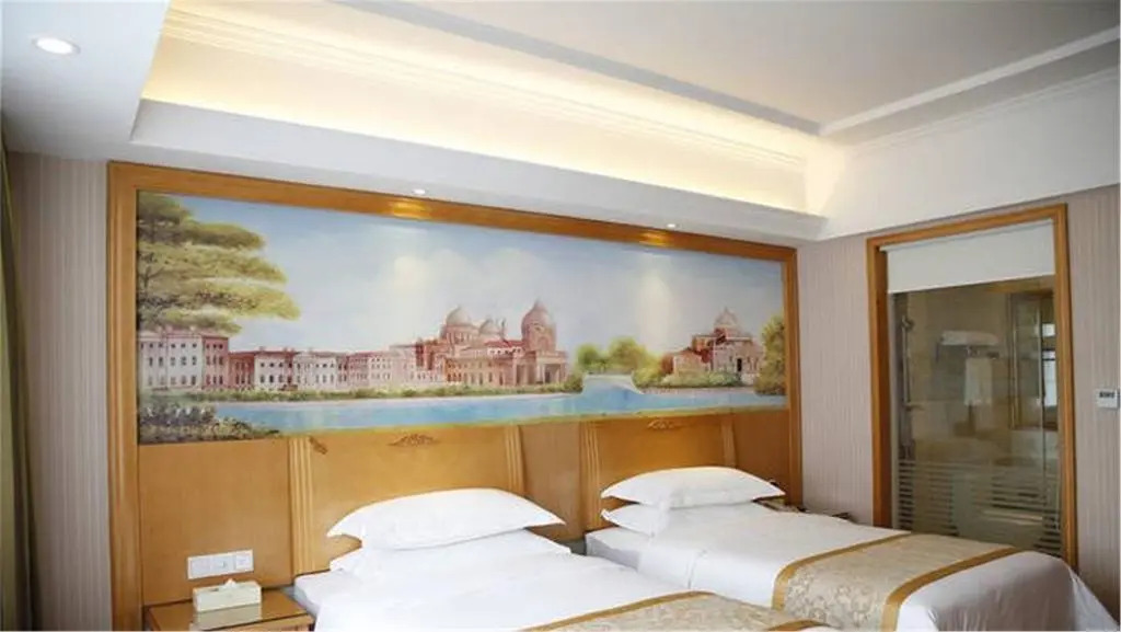 Vienna Hotel Foshan Lingnan Pearl Gymnasium