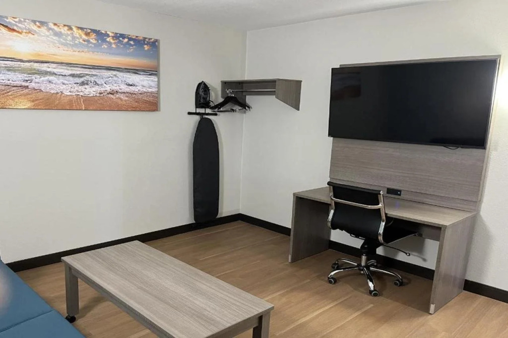 Red Roof Inn PLUS & Suites Virginia Beach - Seaside