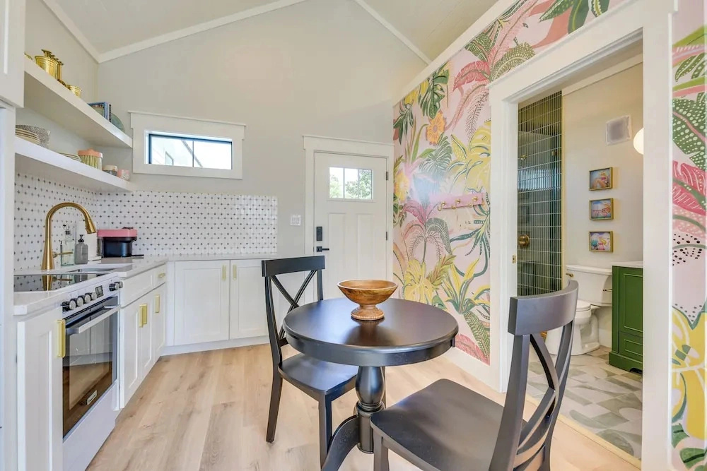 Walk to Beach: Designer PCB Retreat Near 30a