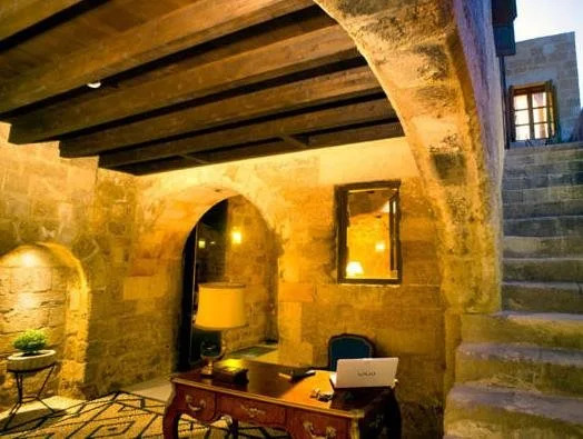 Mystic Hotel