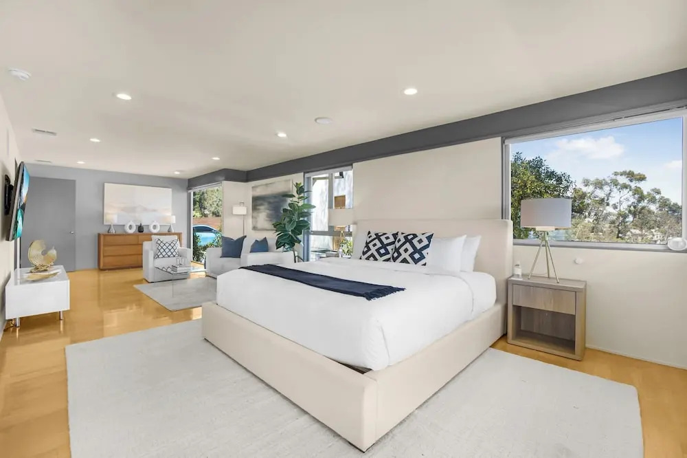 Solara Point - Sunset to Skyline With Pool & Epic Views