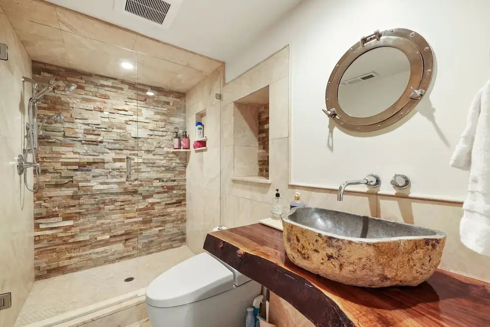 NEW Zephyr Cove Zen - Hot tub & Summer Pool