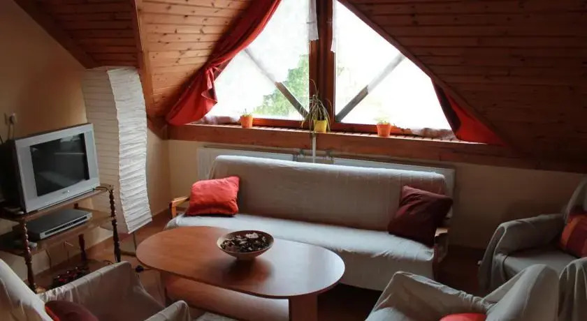 Hangulat Vendégház / Apartman