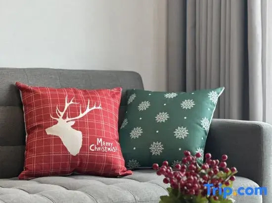 Cozy Homestay 2 BR sea view 29th flr Halong center