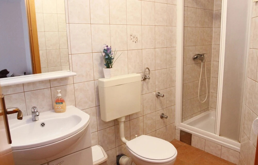 Studio in Okrug Gornji, With Enclosed Garden and Wifi - 60 m From the