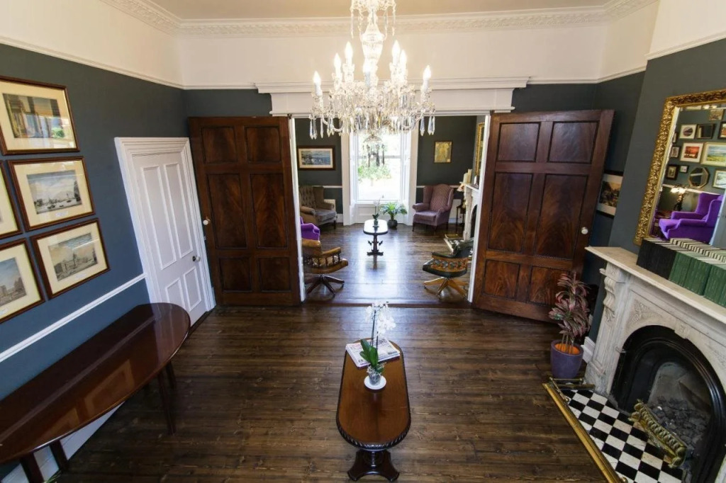 Charleville Lodge Hotel
