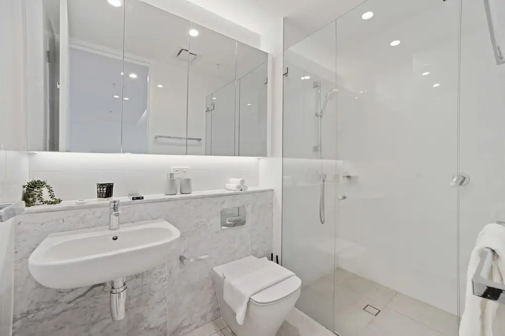 HomeHotel-Brand New Ultra Luxe Apartment