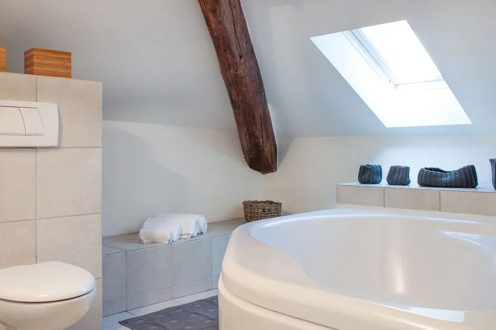 Il Molo by "The House Of Travelers"