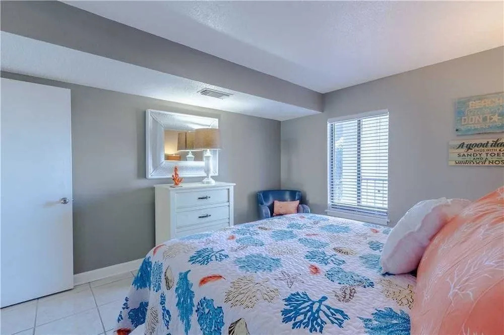 The Breakers 31 - 2 Br condo by RedAwning