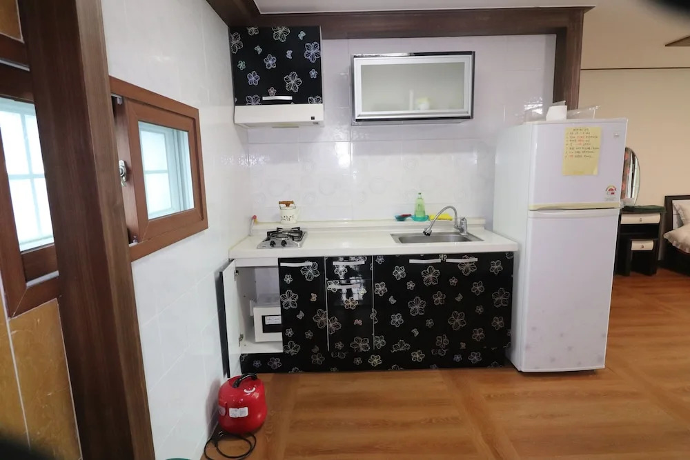 Gyeongju Raspberry Pension