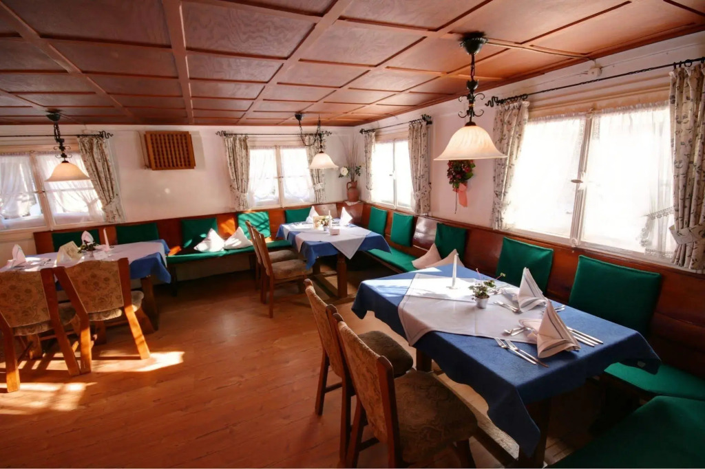 Hotel Adler Garni