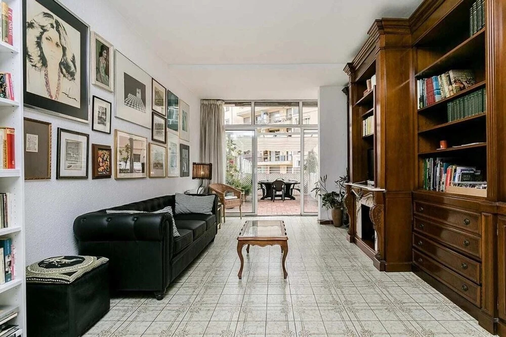 Vintage 3bed/2bath With big Terrace in Eixample