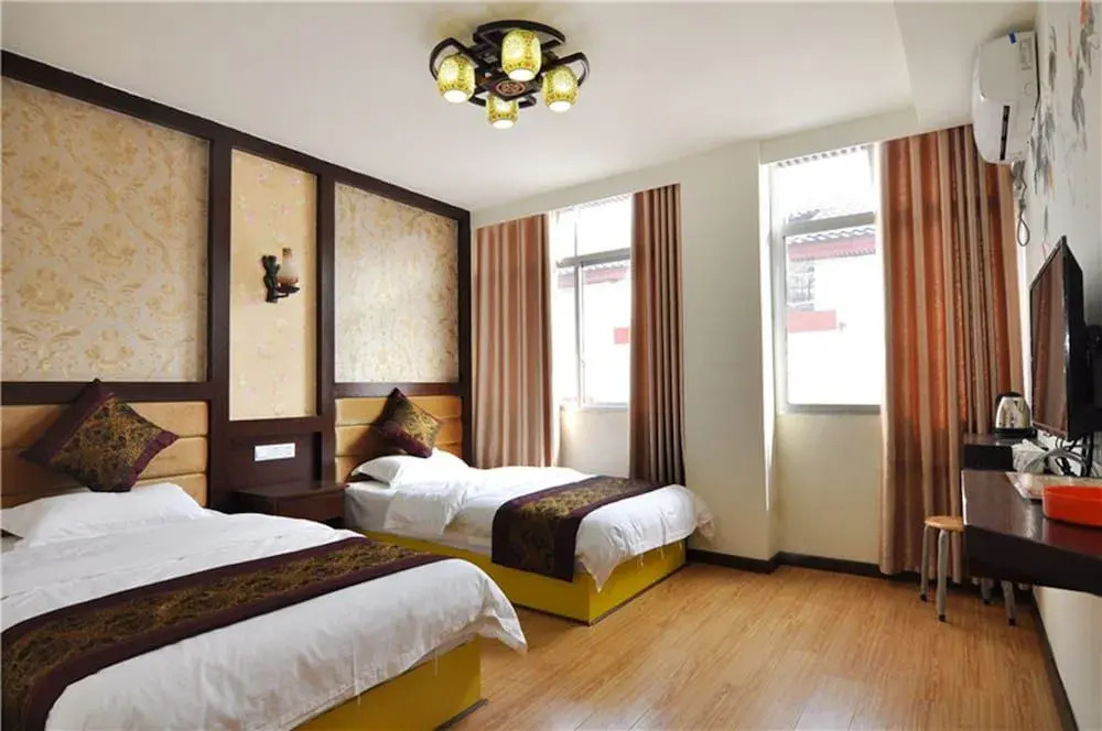 ZhanguaJiaJie Huluju Inn