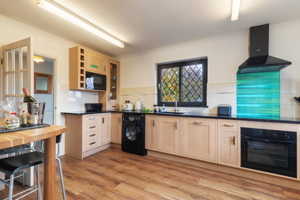 Hazelglade Cottage - Hot Tub, Games Room, Pet Friendly