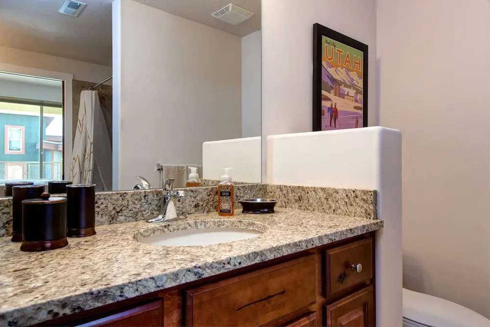 Two-Bedroom Townhome in Newpark Terrace by RedAwning