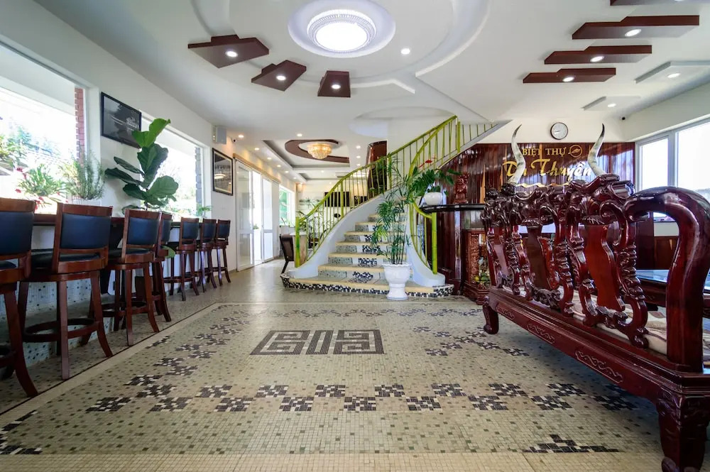 Robins Villa