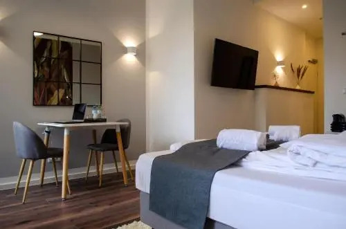 HOMELY STAY Studio 7 - Elegant Self-Check-In Studio for Urban Travelers