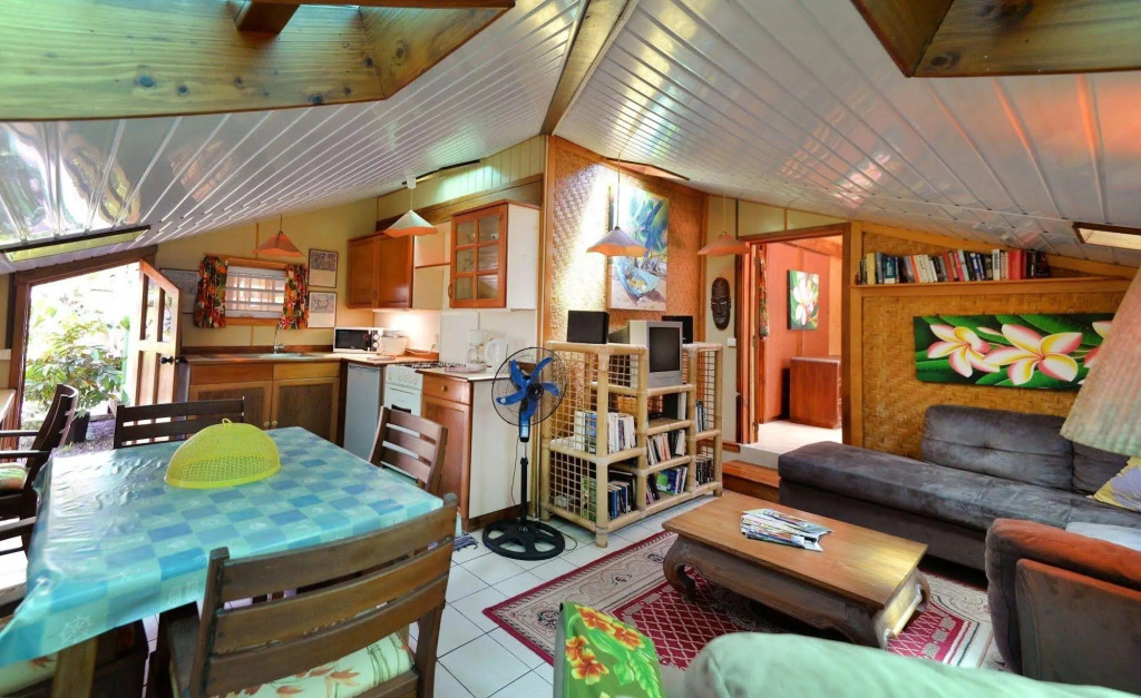 Marks Place Moorea